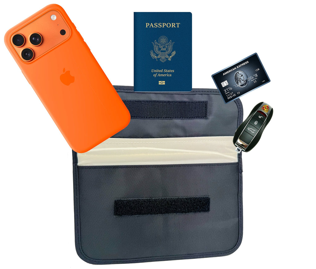 Signal Blocking Faraday Bag Pro Max Mic-Lock