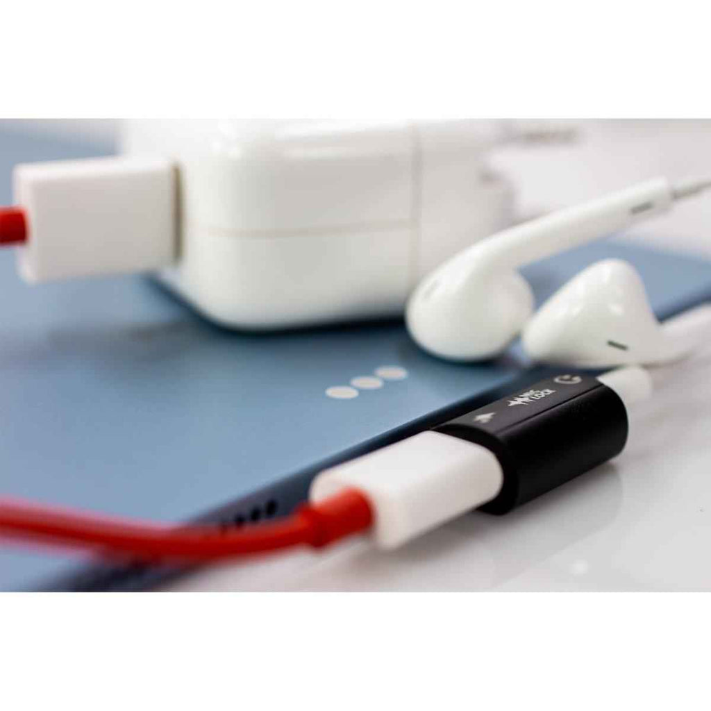 Mic-Lock USB-C Microphone Blocker HiFi SoundPass & Secure Charger Black Mic-Lock